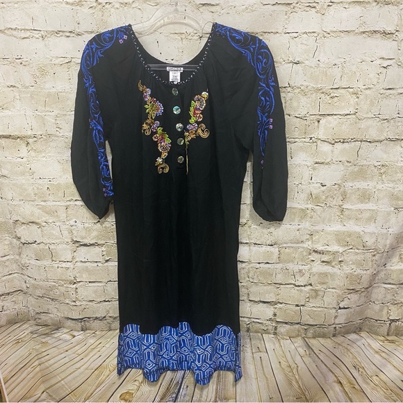 usindo Dresses & Skirts - Usindo Black Blue Floral Embroidered Popover 3/4 Sleeve Coverup Dress